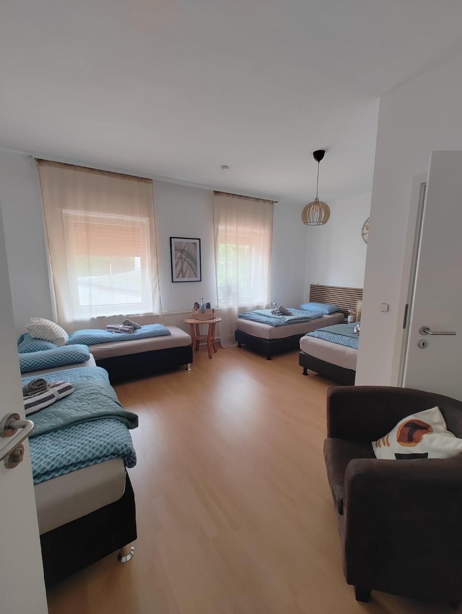 Guesthouse - Weeze Rooms Esterno foto