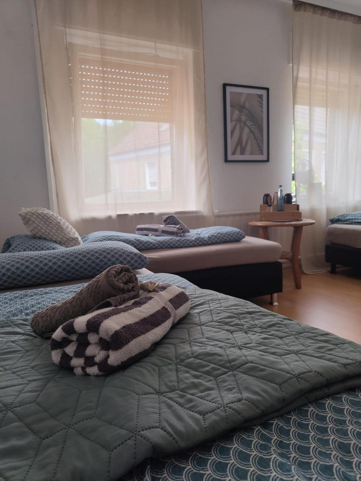 Guesthouse - Weeze Rooms Esterno foto