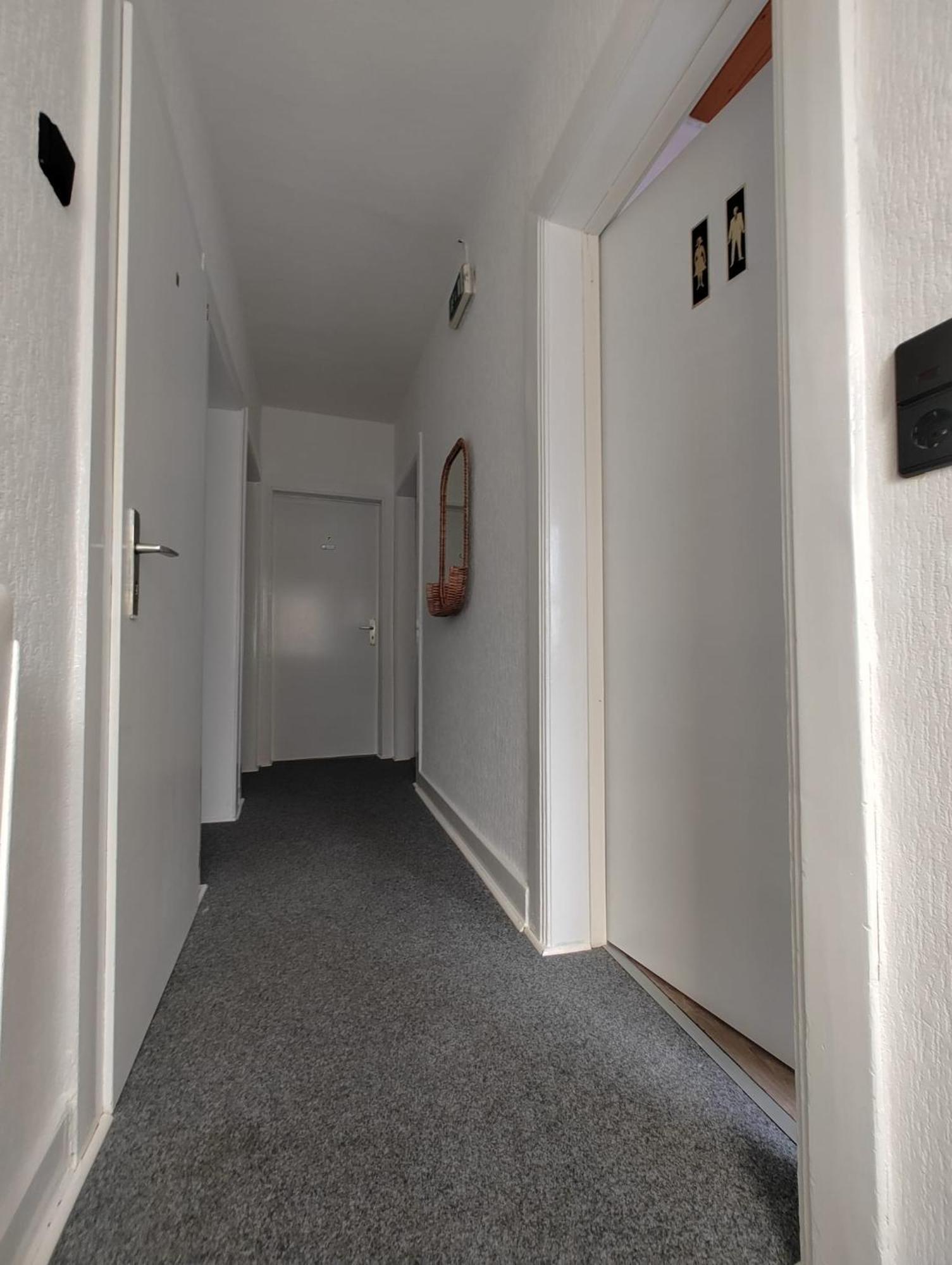 Guesthouse - Weeze Rooms Esterno foto